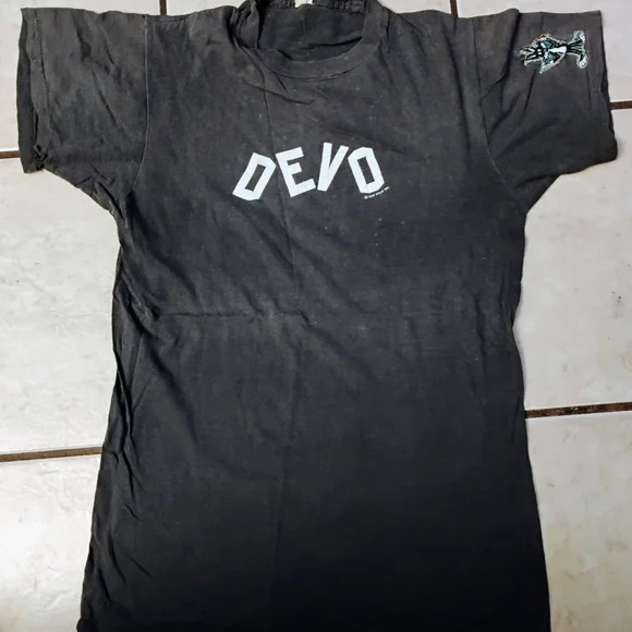 Original Vintage Devo Single Stitch T-Shirt 1982 - Picture 12 of 12